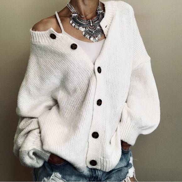 Brand new Aerie oversized sweater - Picture 2 of 10